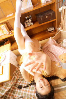 修道院里故事